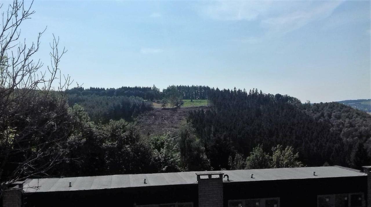 Au Havre Du Circuit Villa Malmedy Exterior foto